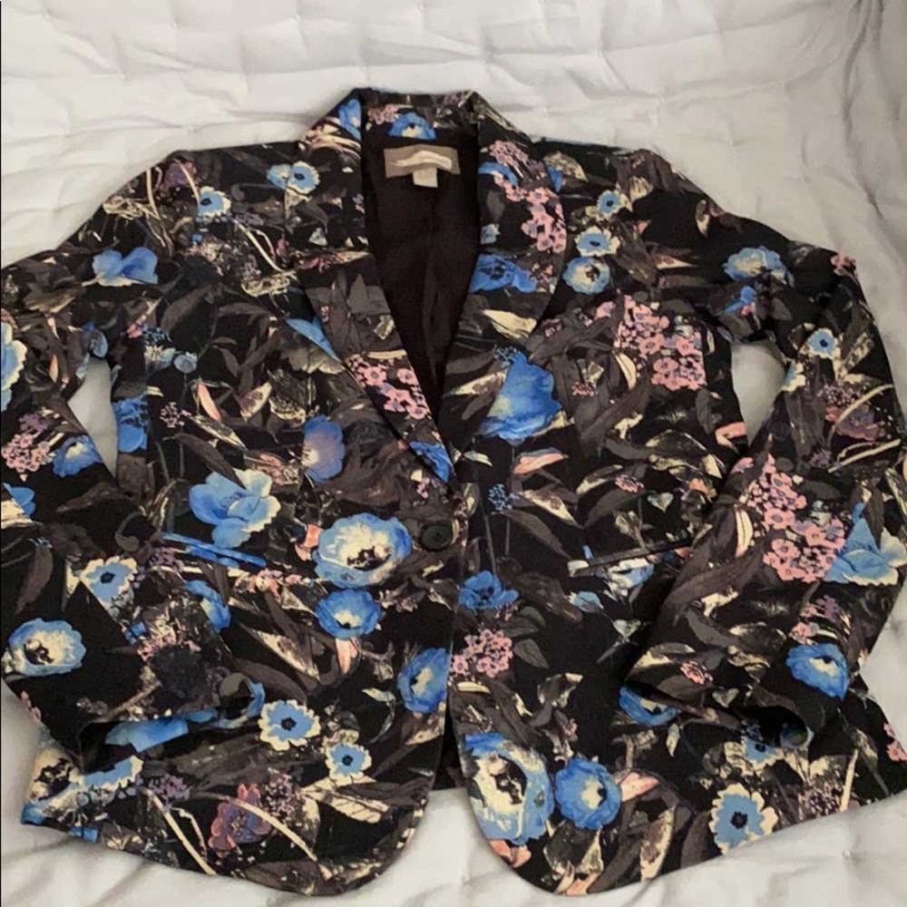 Blazer. Floral by Forever21
